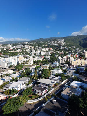 Appartement - 99 m² - 4 pièces