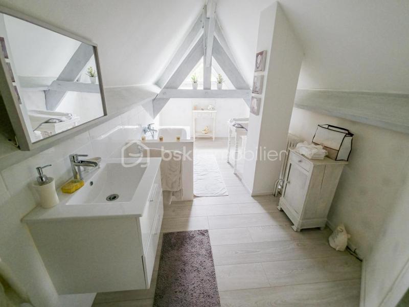 Maison - 113 m² - 5 pièces