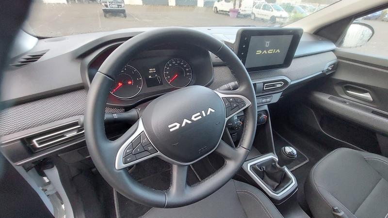 Dacia sandero III expression TCe 90 -24