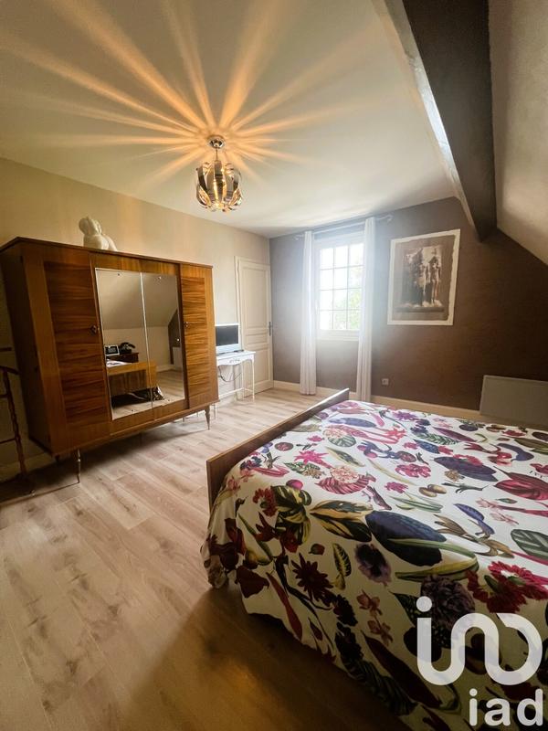 Maison - 204 m² - 10 pièces