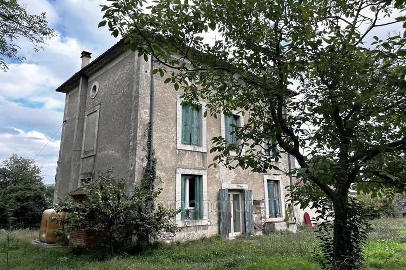Maison de maîtres - 150 m² - 4 pièces