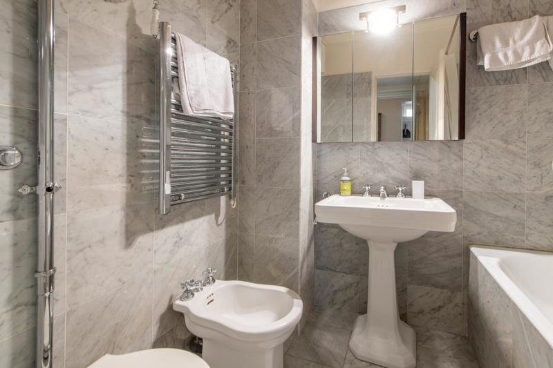 Appartement - 85 m² - 4 pièces