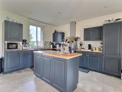 Maison - 138 m² - 5 pièces