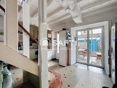 Maison - 121 m² - 6 pièces