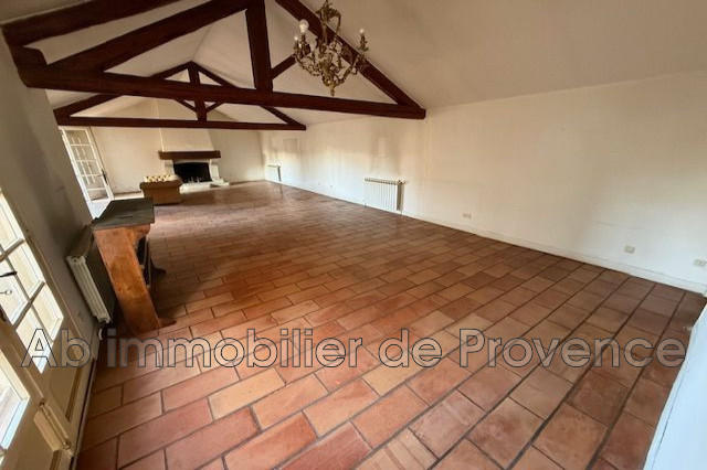 Maison - 189 m² - 3 pièces