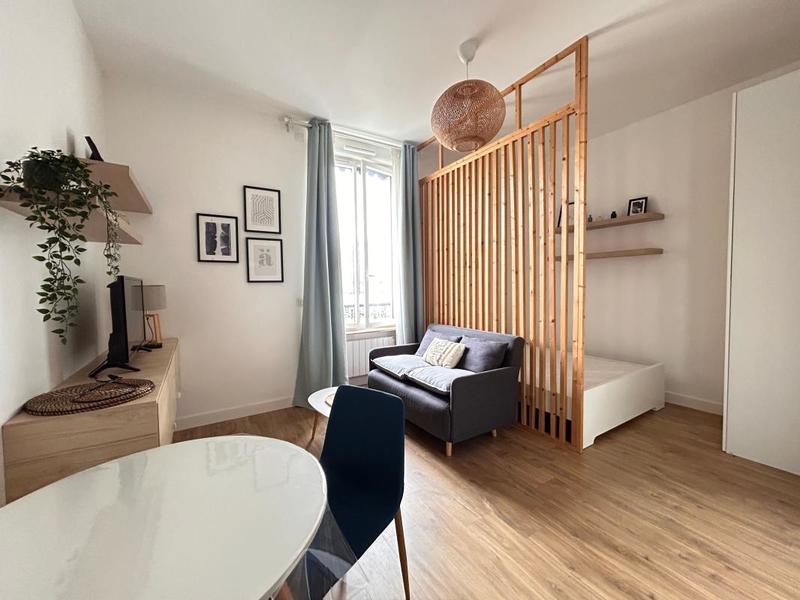 Studio - 24 m² - 1 pièce