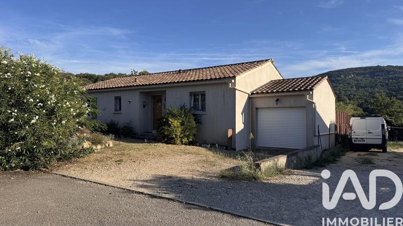 Maison - 99 m² - 4 pièces