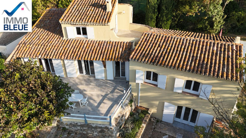 Maison - 205 m² - 6 pièces