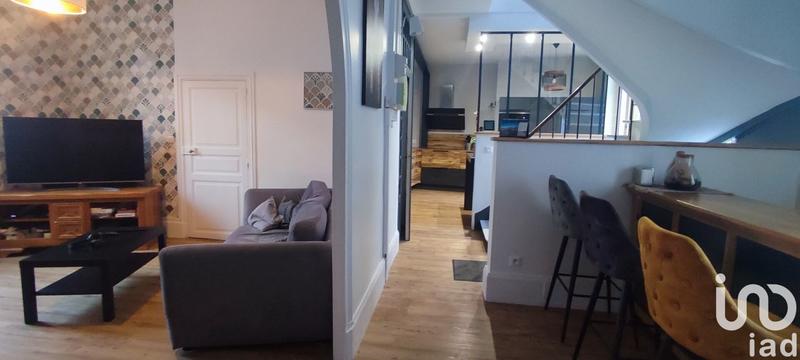 Maison de ville - 209 m² - 9 pièces