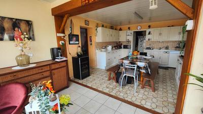 Maison - 122 m² - 4 pièces