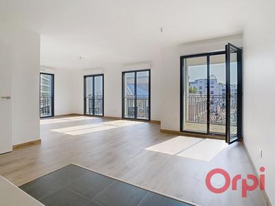 Appartement - 84 m² - 4 pièces