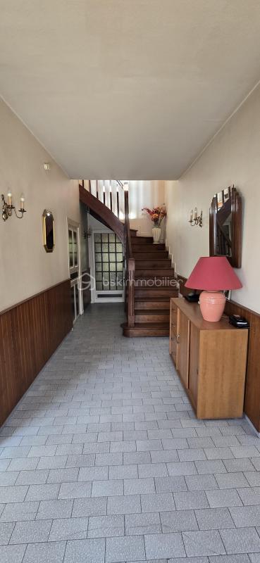 Maison ancienne - 222 m² - 8 pièces