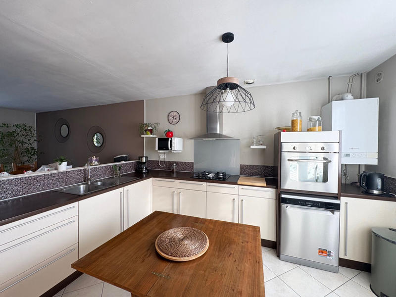 Maison - 140 m² - 7 pièces