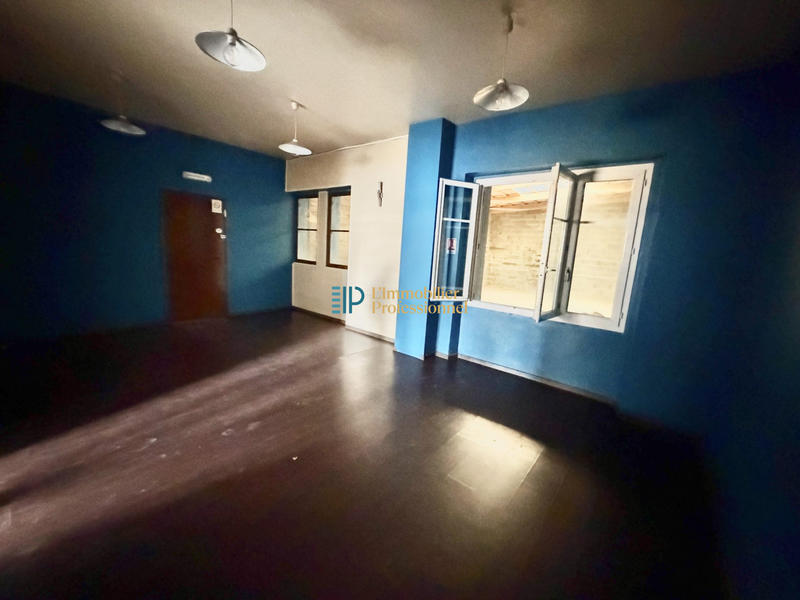 Local commercial - 149 m² - 4 pièces