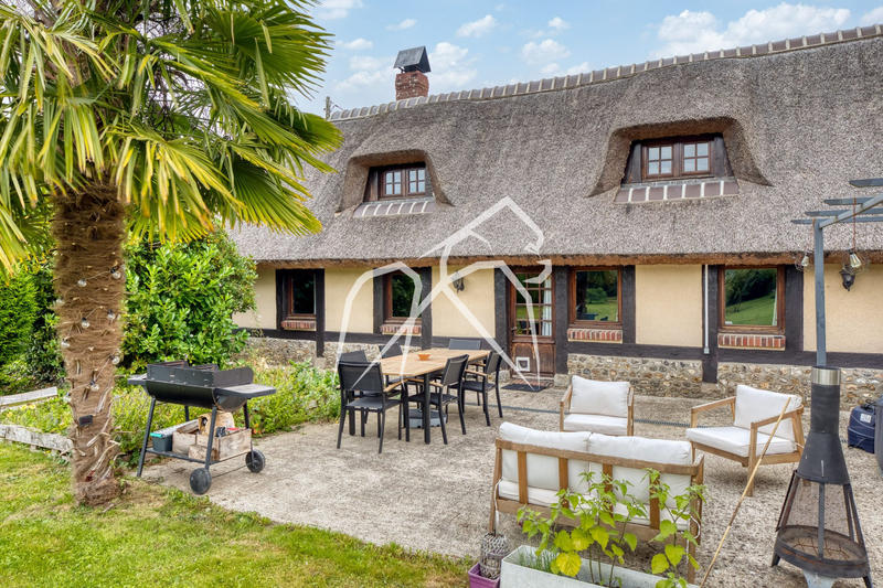 Maison - 180 m² - 5 pièces