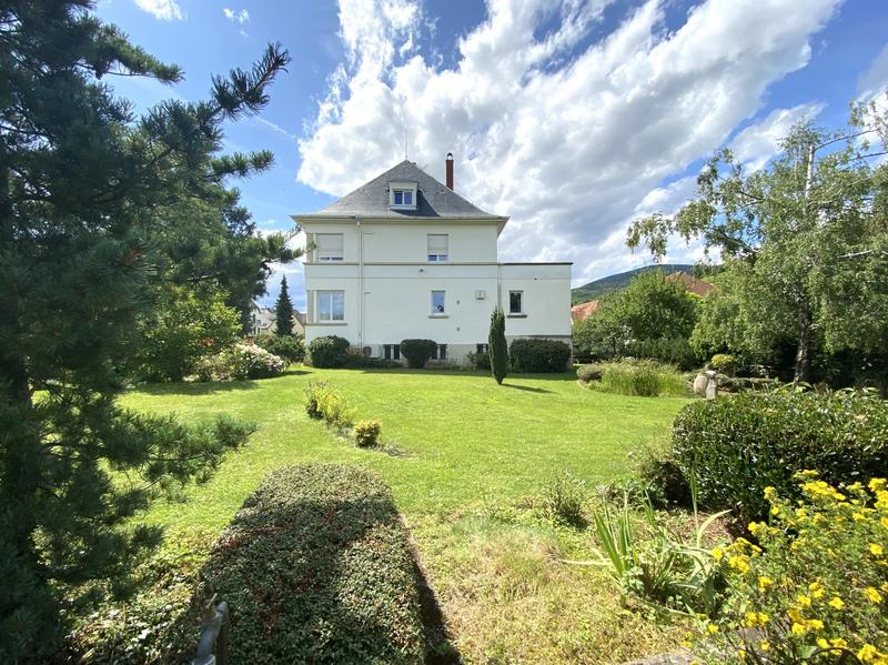 Villa - 277 m² - 6 pièces