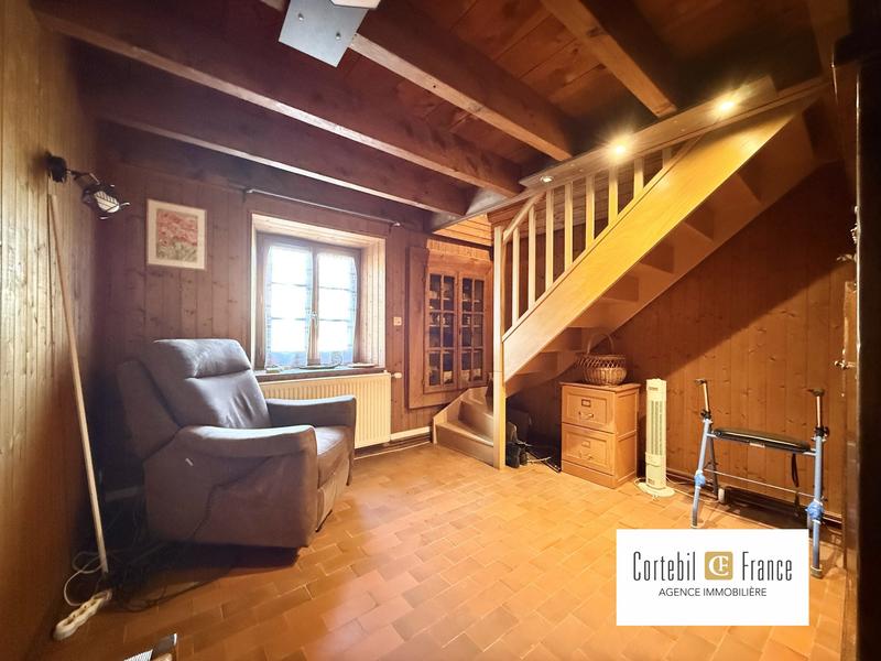 Maison - 90 m² - 6 pièces