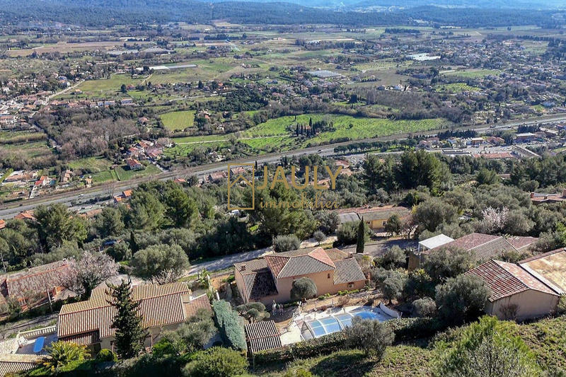 Villa - 190 m² - 8 pièces