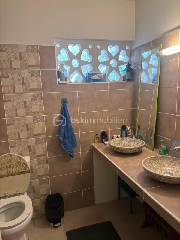 Maison - 90 m² - 3 pièces