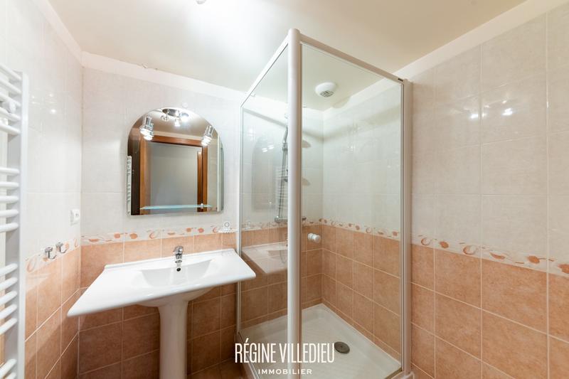 Appartement - 174 m² - 6 pièces