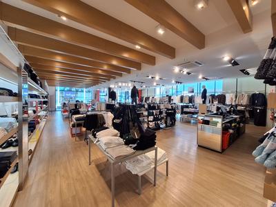 Local commercial - 347 m²