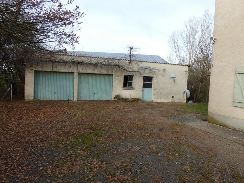 Maison traditionnelle - 200 m² - 8 pièces