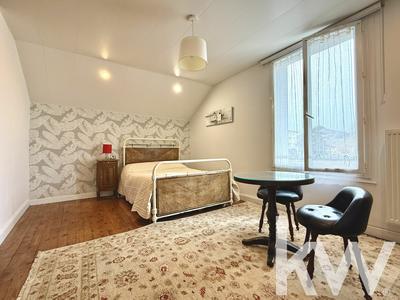 Maison - 135 m² - 7 pièces