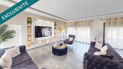 Maison - 200 m² - 12 pièces