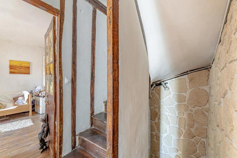 Maison - 105 m² - 4 pièces