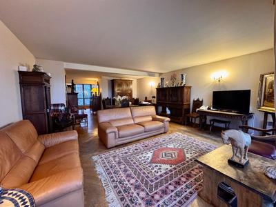 Appartement - 121 m² - 4 pièces