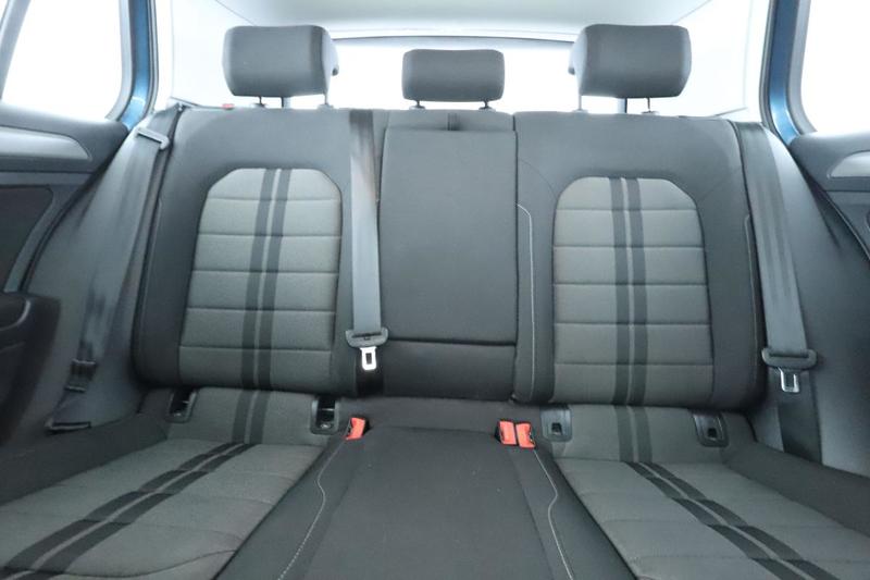 Volkswagen Golf VII 1.6 Tdi BlueMotion Tech Confortline Dsg7 5p 110 ch