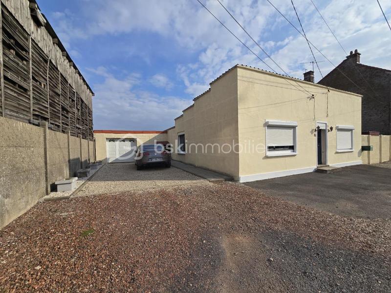 Maison - 90 m² - 4 pièces