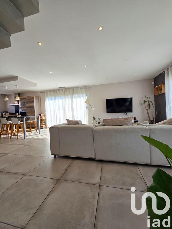 Maison - 112 m² - 4 pièces