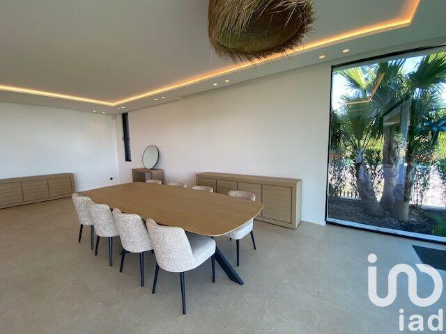 Maison de maîtres - 482 m² - 8 pièces