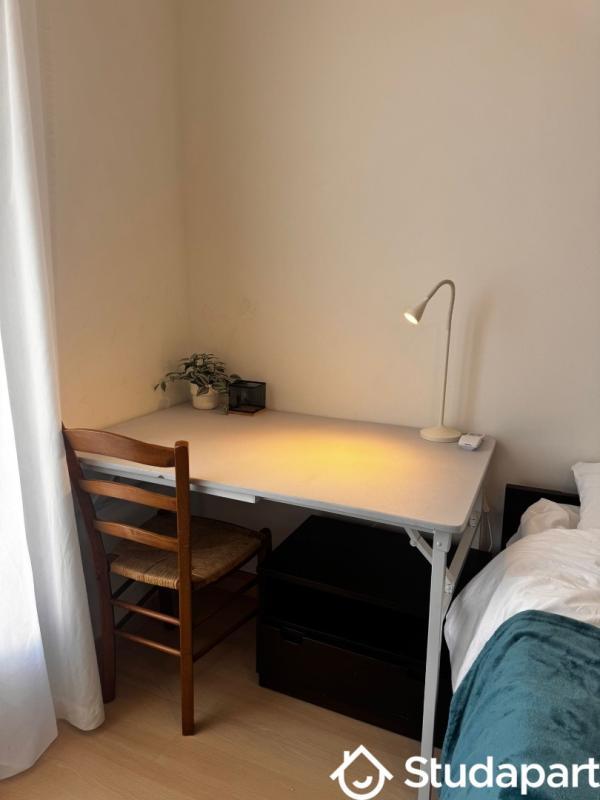 Chambre - 15 m² - 1 pièce