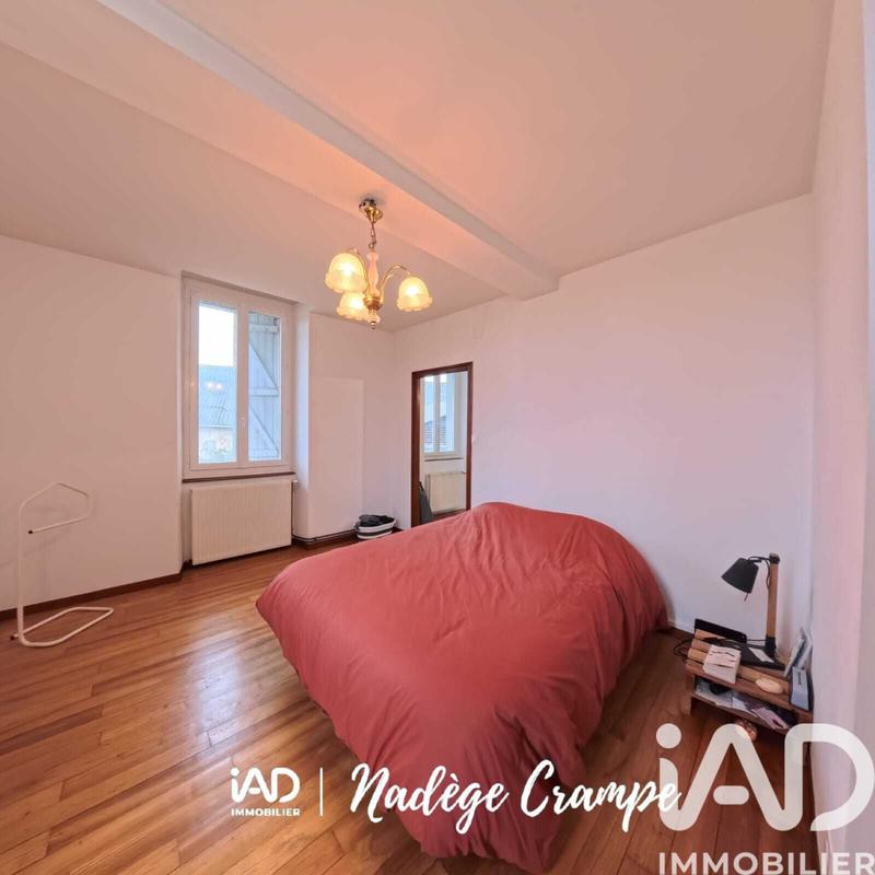 Maison - 180 m² - 5 pièces