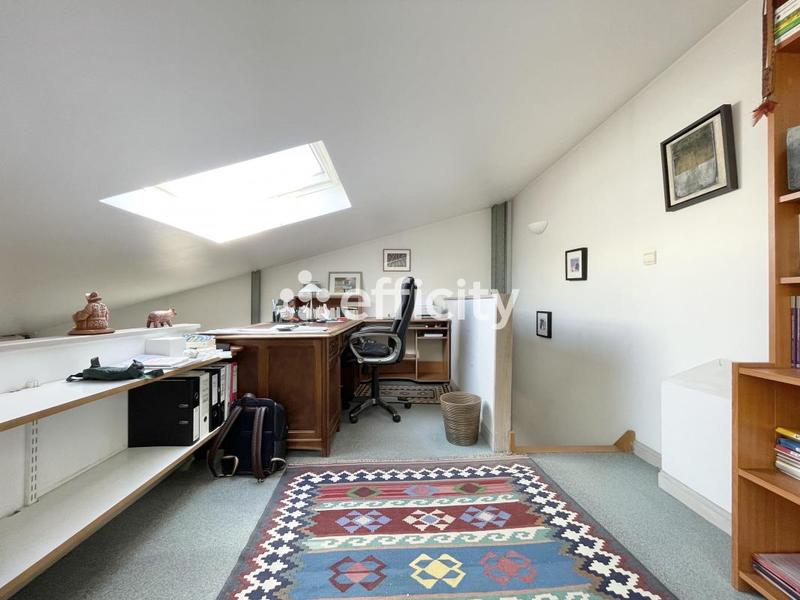 Appartement - 115 m² - 5 pièces