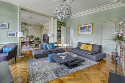 Appartement - 230 m² - 5 pièces