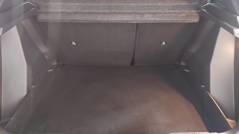 Peugeot 2008 Bluehdi 130 s&amp;S Eat8 Active Business