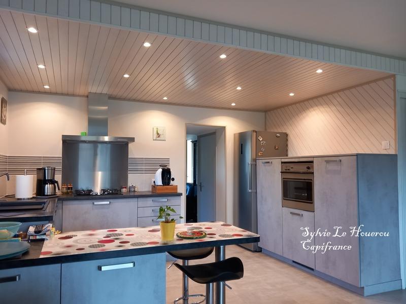 Maison - 187 m² - 11 pièces