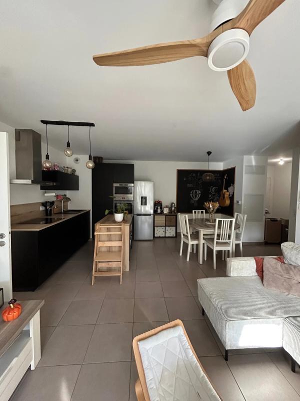 Appartement - 65 m² - 3 pièces