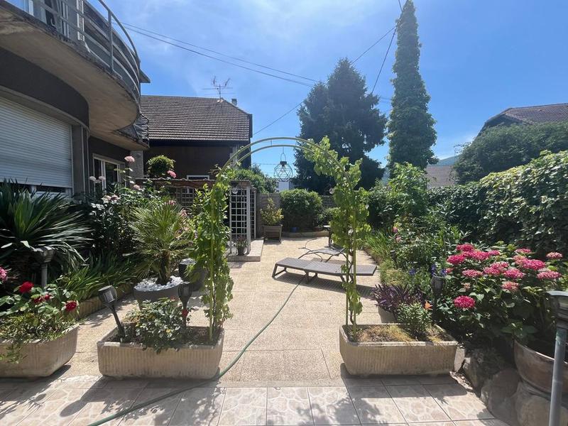 Maison de maîtres - 180 m² - 6 pièces