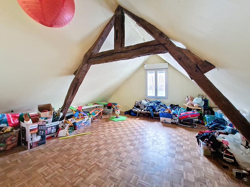 Maison - 180 m² - 7 pièces