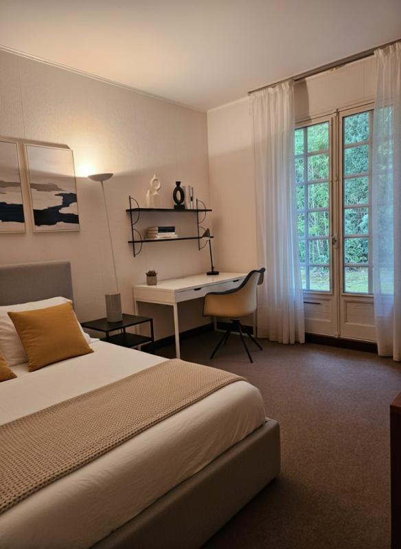 Maison - 181 m² - 8 pièces