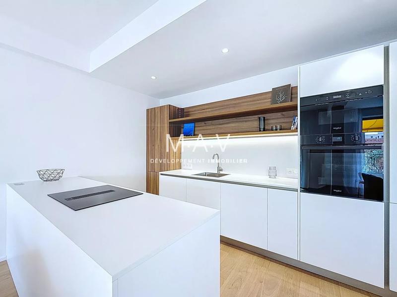 Appartement - 95 m² - 4 pièces