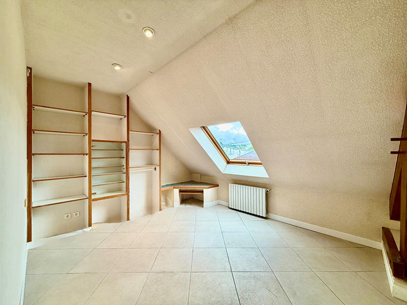 Maison - 148 m² - 7 pièces