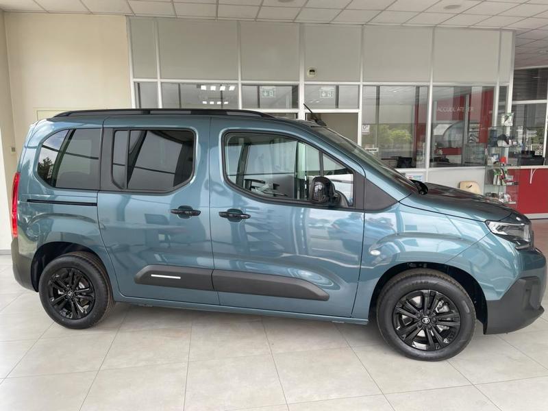 boite manuelle - Nouveau finition Max Disponible suite avec Garantie Constructeur 24 mois modutop et pack techno idem Rifter Partner Kangoo de