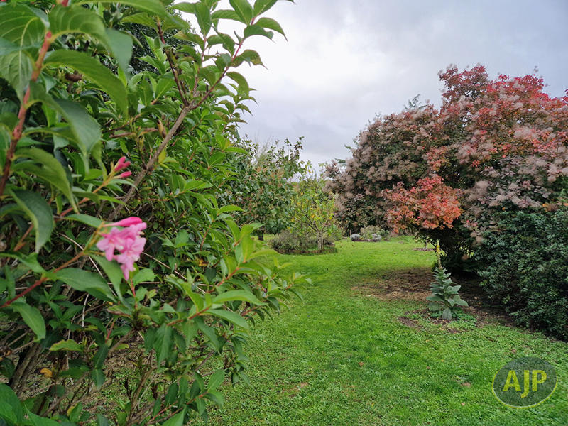 Maison - 180 m² - 7 pièces