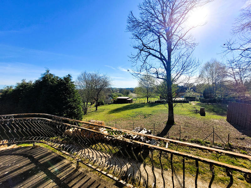 Maison - 177 m² - 7 pièces