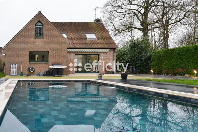 Maison - 175 m² - 7 pièces